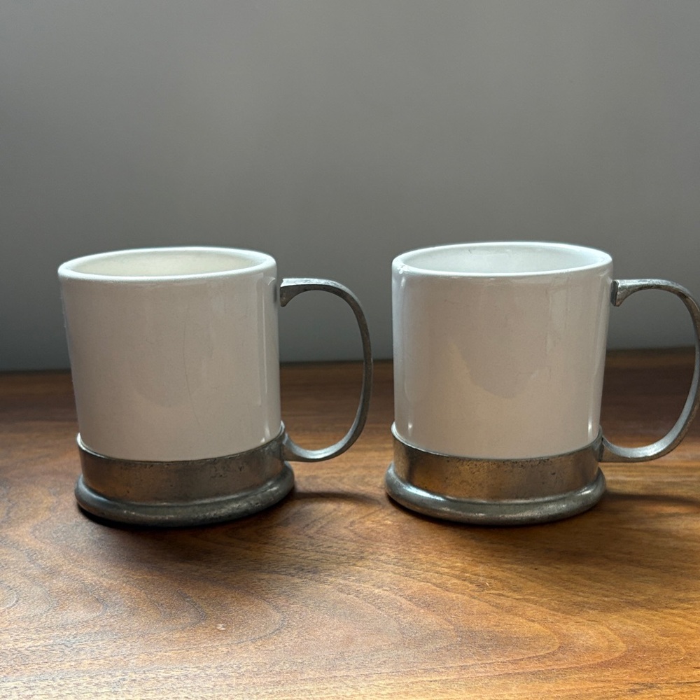 Two Arte Italica Tuscan Mugs